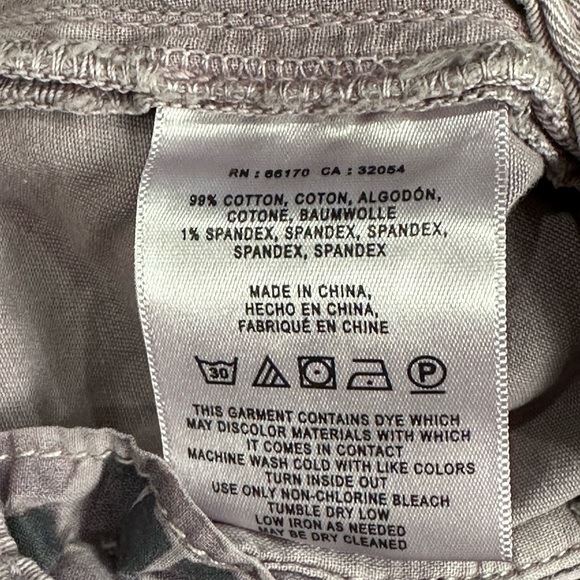 Women's Anthropologie 24 0 XS Shorts Chino Khakis Rolled Hem Dye Lilac Stretch - Picture 9 of 10